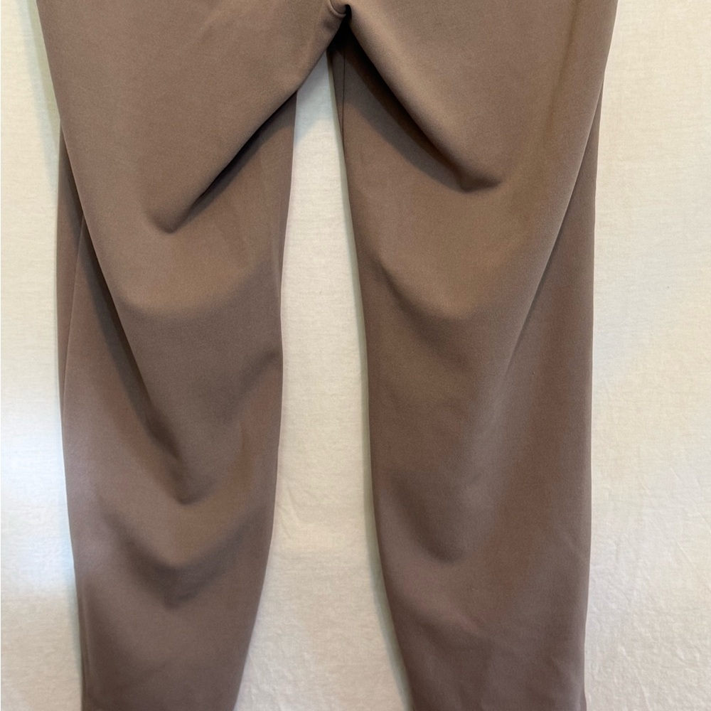 B-208 SoHo Tan Elastic Waist Pull On Cropped Pants Size XL - Picture 7 of 13